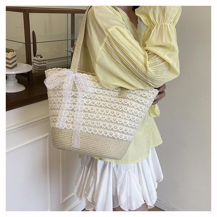 Holiday Straw Bag Lace Woven Bag Large Capacity Tote Bag Women's Spring and Summer New Seaside Shoulder Bag Summer Beach Tote Handbag