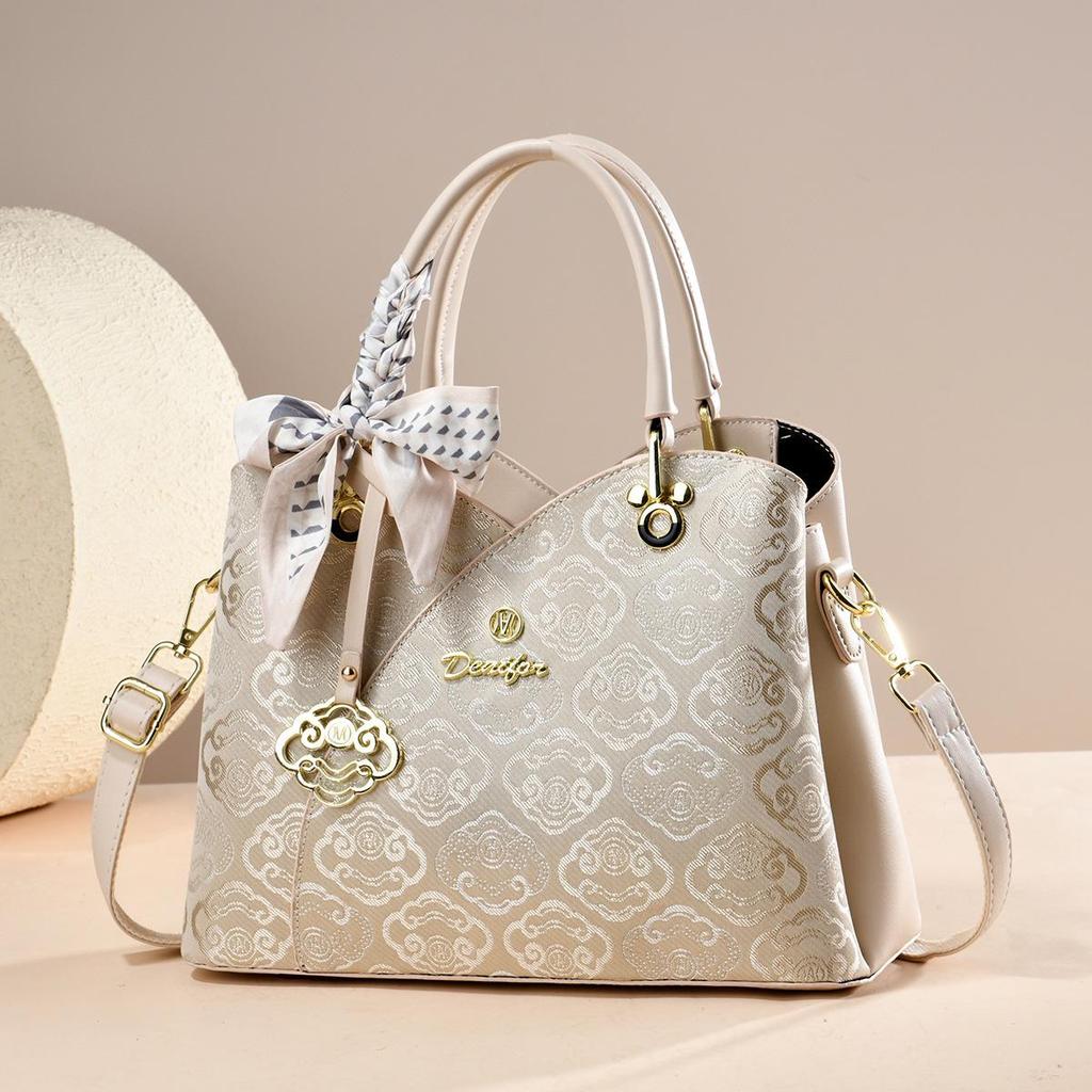 2026 High-End Women's Handbag: Stylish, Large-Capacity, Perfect Mother's Day Gift