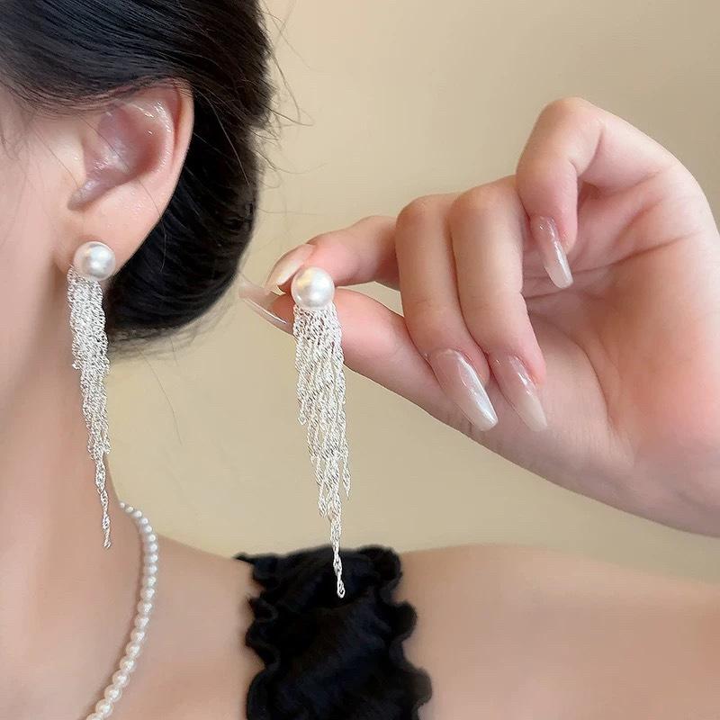 

Серебряные серьги-клипсы с длинной кисточкой и жемчугом Галактика под луной Нишевый дизайн Продвинутые клипсы для ушей Без отверстий Изящные серьги для женщин