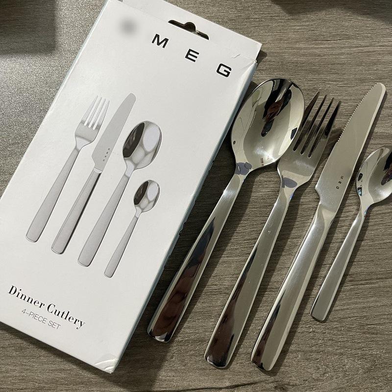 Stainless Steel High-Grade 4-Piece Western Tableware Set: Table Spoon, Dessert Spoon, Knife, Fork.