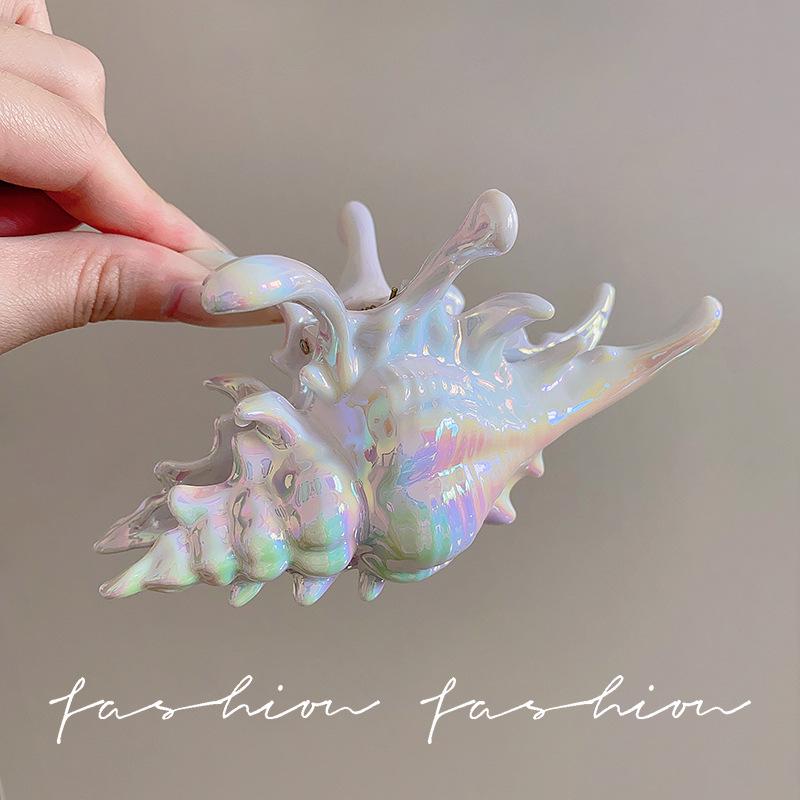 Seashell Claw Hair Clip: Summer Beach Style Ocean Accessory