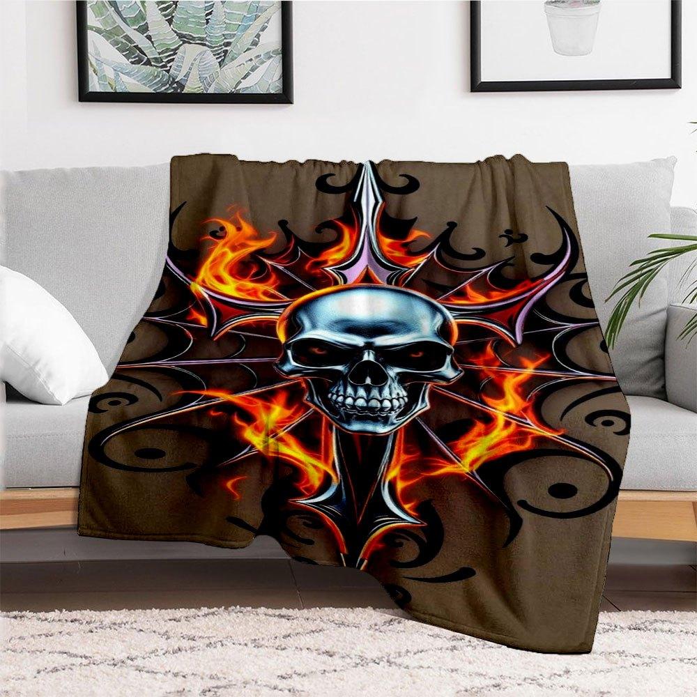 """Flammender Totenkopf Tattoo Design Aufkleber Abziehbild"Flanell Kuscheldecke für Sofa, Bett, Reise, Camping, Büro"""