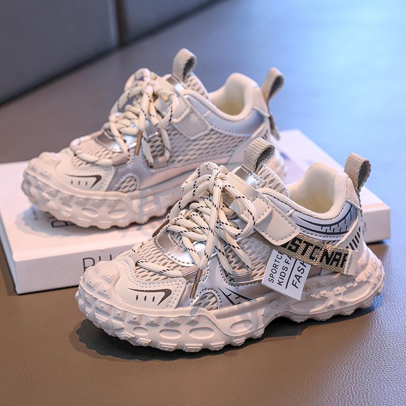 

Детская спортивная обувь 2025 весна и осень новая обувь для девочек обувь на черной подошве дышащая мягкая подошва обувь для пап для мальчиков 31 бежевый