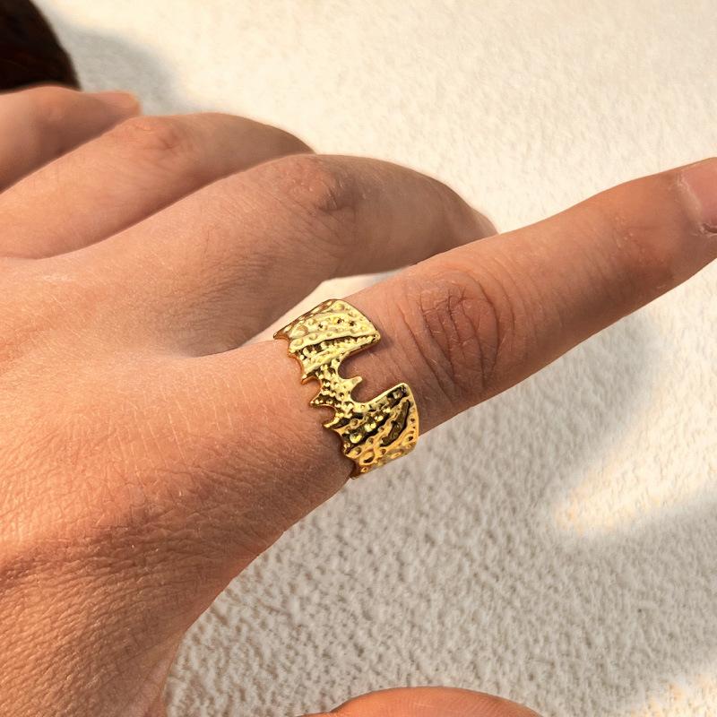 

Новое европейское и американское персонализированное мужское кольцо Dark Wind Bat Open Mouth