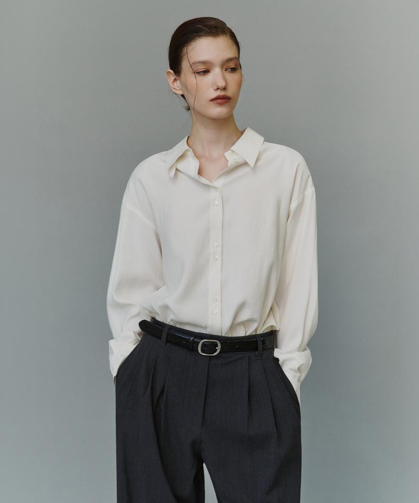 SIYAZU Sitp5304 High-Neck Silky Shirt_Ivory