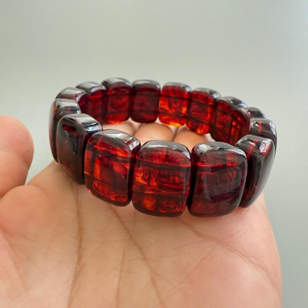 Second Gen Amber & White Flower Beeswax Fluorescent Bracelet Gift