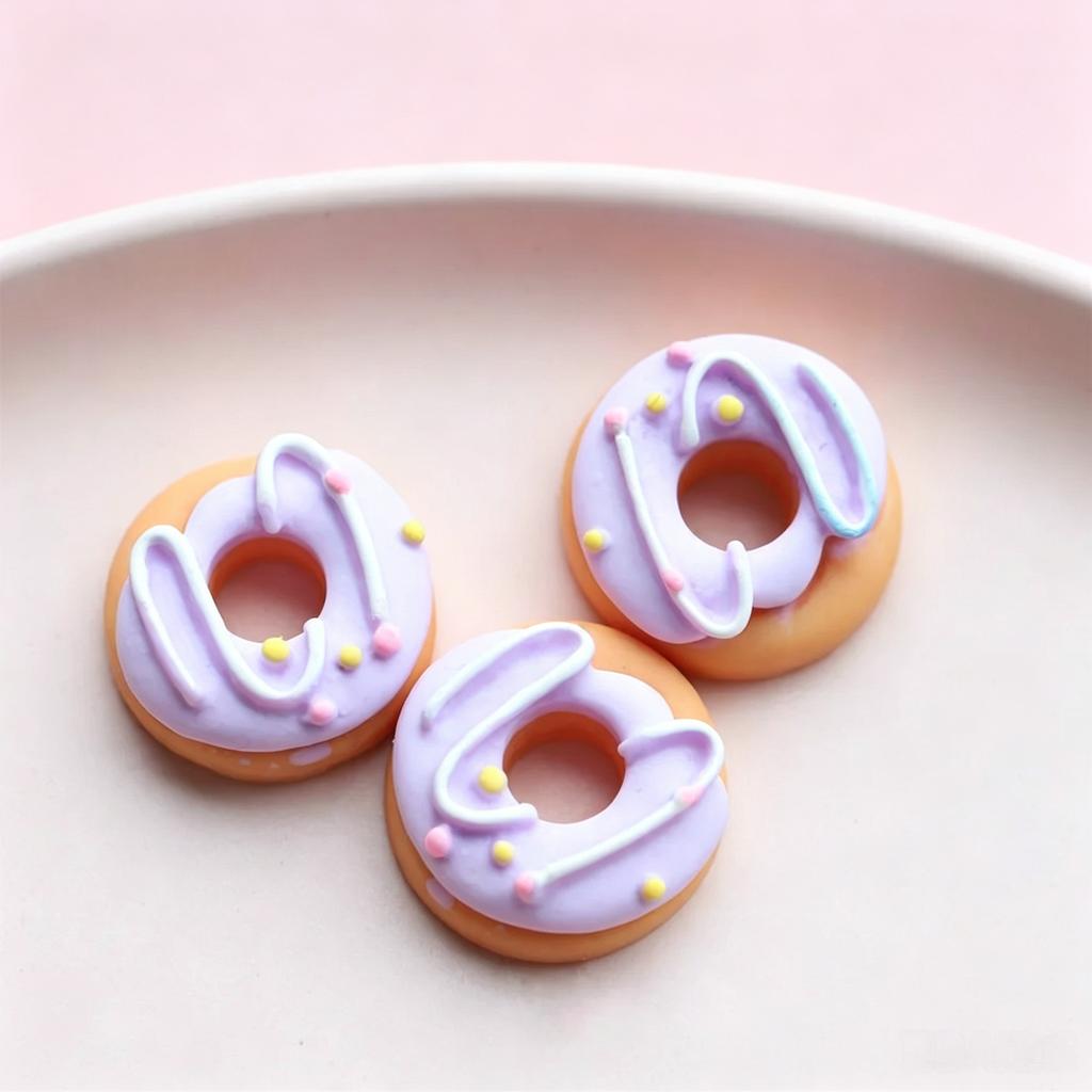 10Pcs Resin Cartoon Donut Charms, Phone Case Patches, DIY Jewelry & Dollhouse Decor Supplies