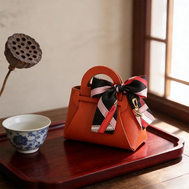 1PC Gift Bags Party Faux Leather Housewarming Handbag Birthdays With Satin Silks Engagements Candy Boxes Valentine's Day Weddings