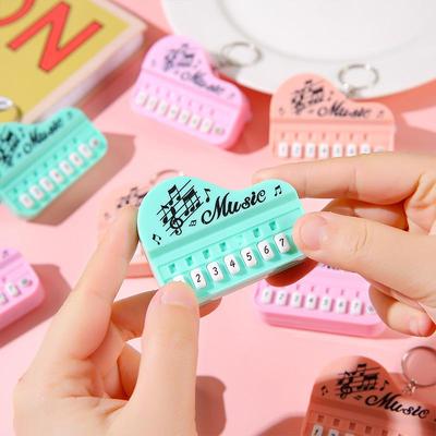Creative Children's 3D Piano Keychain: Luminous Electronic Mini Keyboard Toy