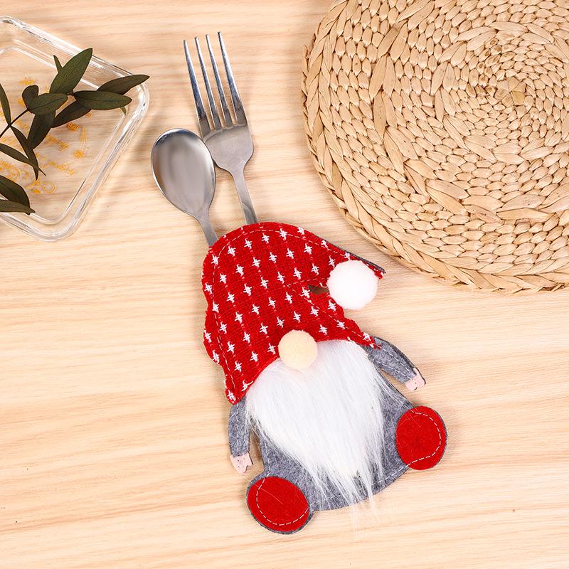 Christmas Gnome Cutlery Set: No-Face Old Man Knife & Fork with Rudolph Bag - Festive Decoration Supplies