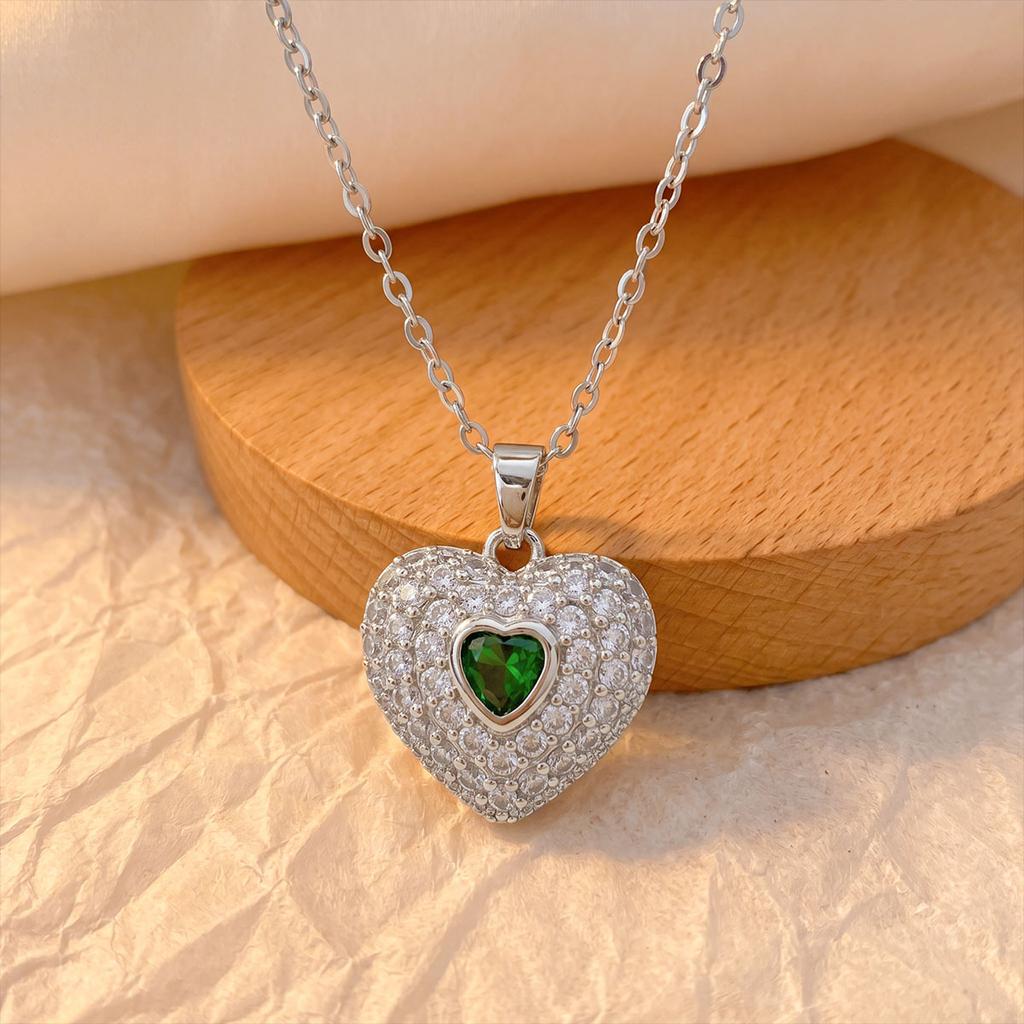 Precious Heart-shaped Pendant Necklace, Elegant and Versatile Titanium Steel Necklace