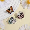 Halloween Totenkopf Schmetterling Emaille Pins Gotischer Skelettkopf Mystische Schmetterlings Broschen Revers Abzeichen Schmuck Geschenk für Freunde