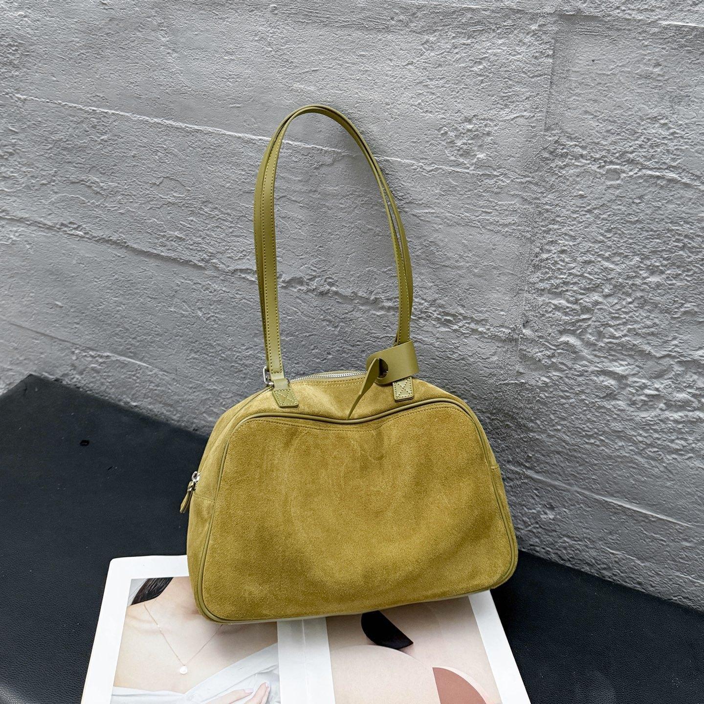 New retro matte leather shoulder women s bag Maillard style fashion versatile portable Boston bowling bag 32X12X24CM зелёный