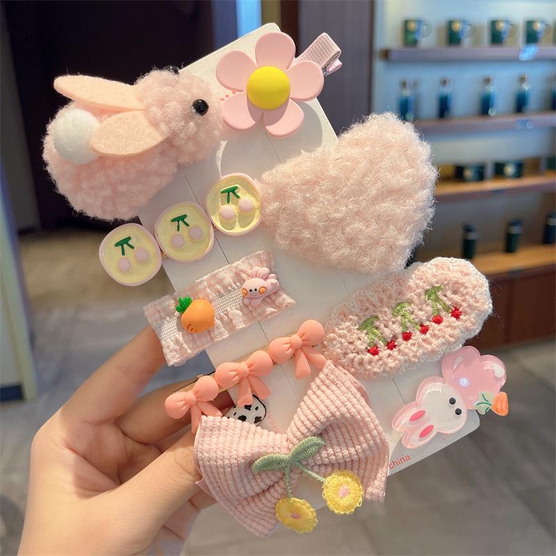 Cute Plush Butterfly Hair Clips for Girls - 2025 Style Duckbill Hairpins for Kids