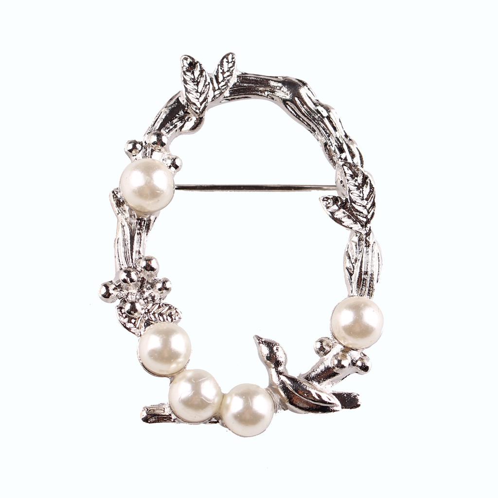 Retro Baroque Pearl Brooch Hollow Bird Branch Literary Style Pin for Women's Accessory Exquisite Ethnic Style Hypoallergenic Luxury Long-Lasting Color