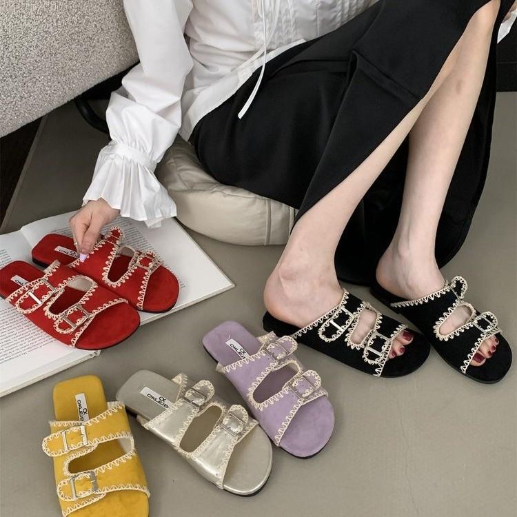 Casual and simple Korean version of double-breasted one-word with flat-bottomed cool slippers for women's 2025 new summer embroidered half-slippers