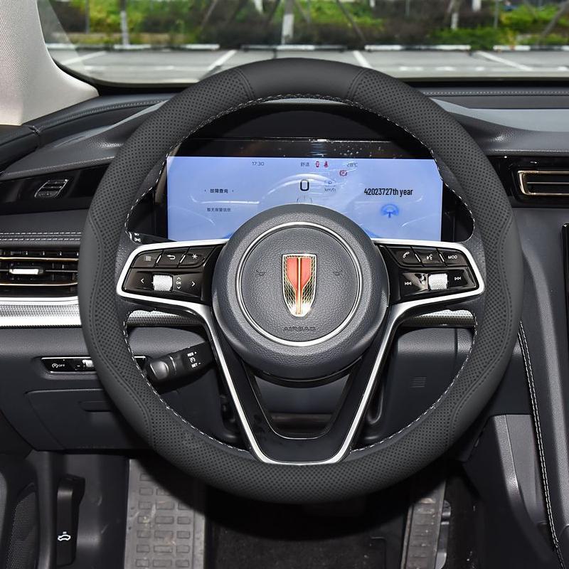 Hongqi H5 Steering Wheel Cover: Non-slip, Odorless, No-sew Leather for Model 25 Modification
