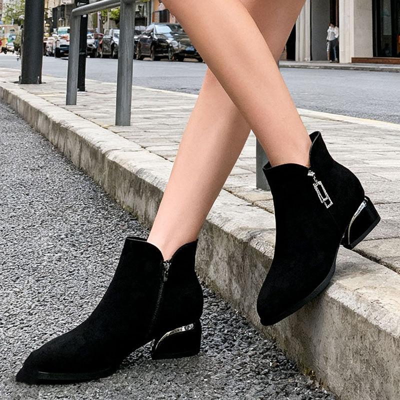 Soft Leather Short Boots Women's New Autumn and Winter Thick Heel Middle Heel Matte Suede Women's Shoes Round Head Velvet Leather Shoes