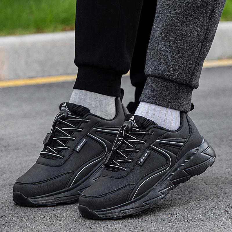 Spring and Autumn new leather waterproof elderly shoes women's lightweight mother shoes non-slip middle-aged and elderly walking shoes dad casual shoe