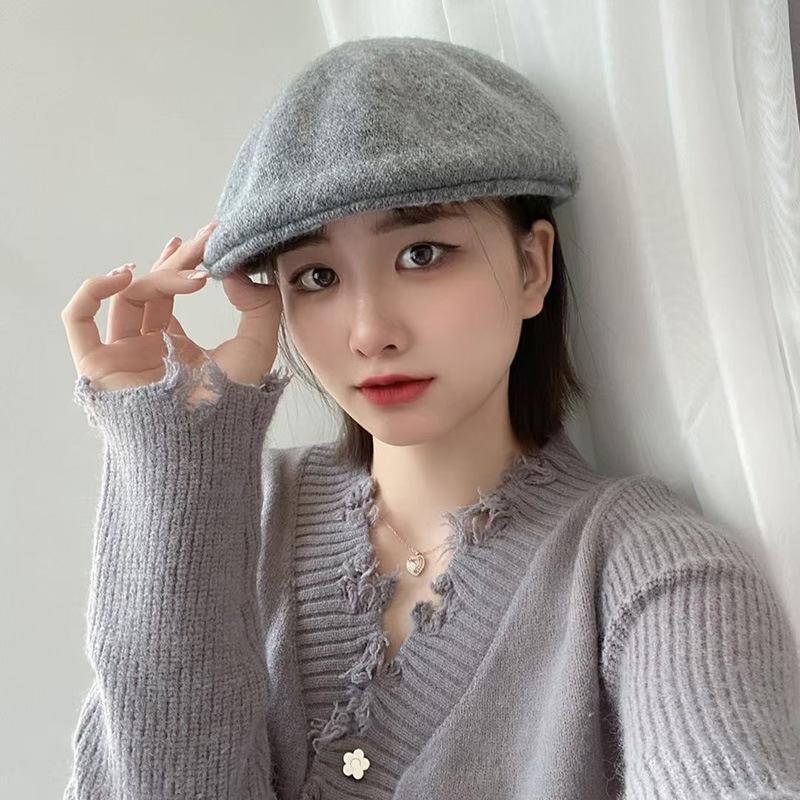 

This camel wool knitted forward hat, women s autumn and winter fashion style, wearing a cap upside down M（56-58cm） чорний