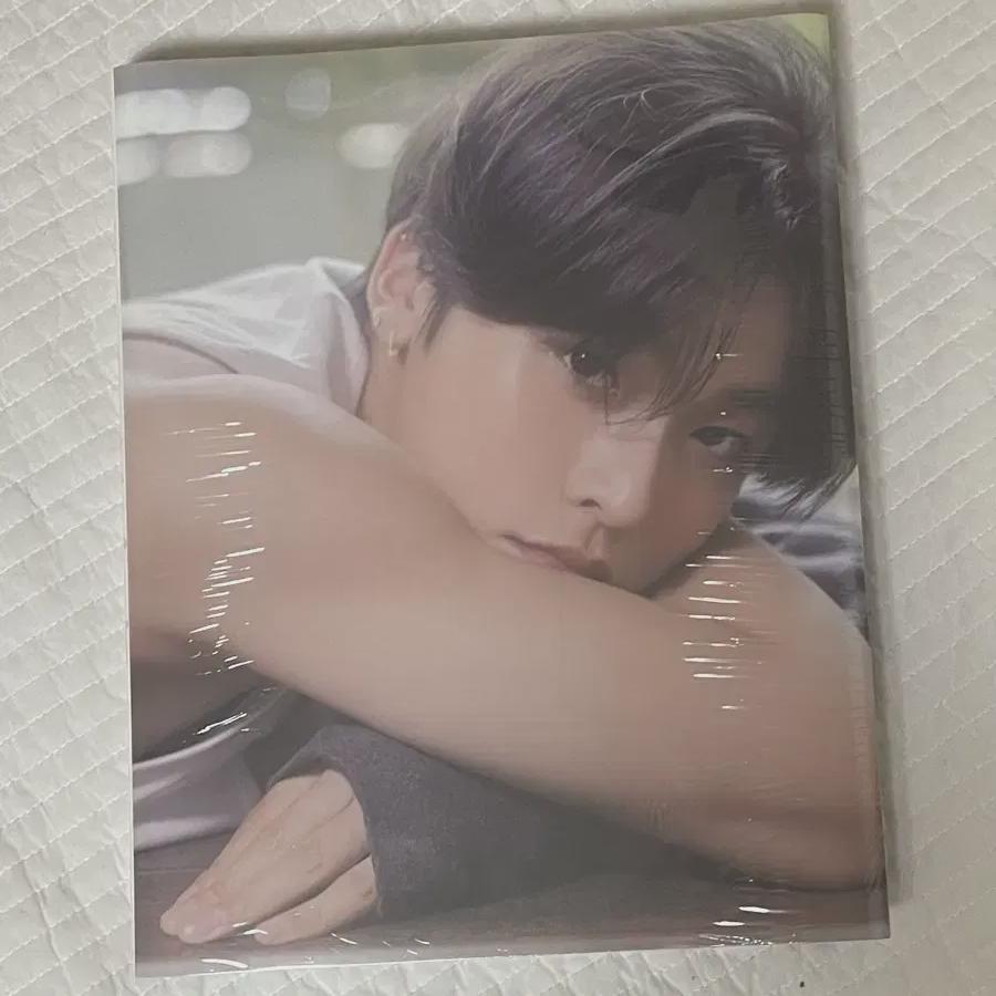 

Sealed Nct Wish Exhibition Md Riku Photobook