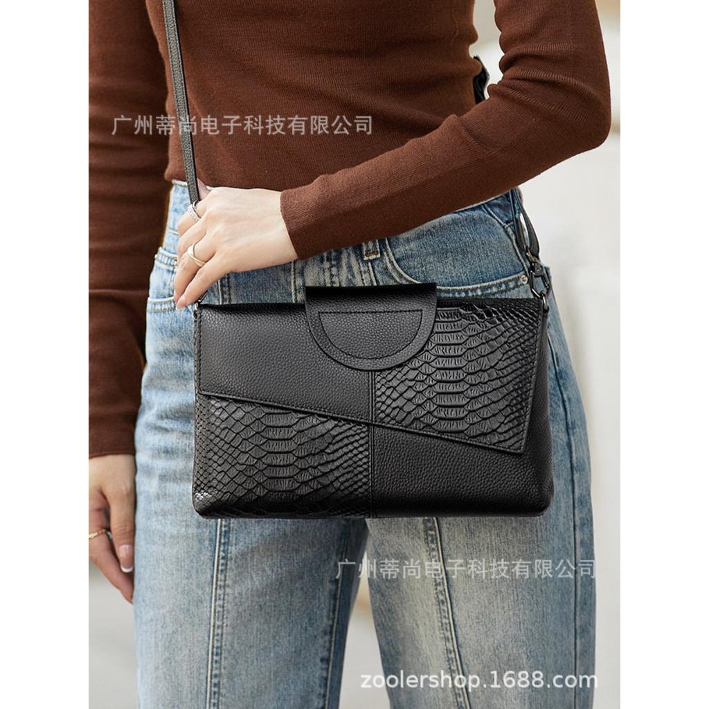2026 HOT trendy high-end sense fashionable exquisite small bag niche women's leather large-capacity messenger bag