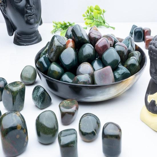 Ensemble de 13 Pierres de Sang Pierres Roulées Guérison des Chakras Reiki Galets Remplisseurs de Vase Pierre Roulée pour Bijoux, Vastu Décoration Maison Bureau Cadeau