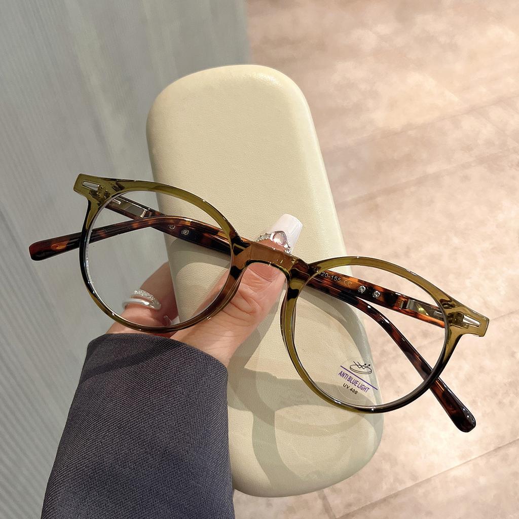 Round Shape Women Glasses Rivets Decoration  Material Men Women Eyeglasses Blue Light Blocking Female Glass
