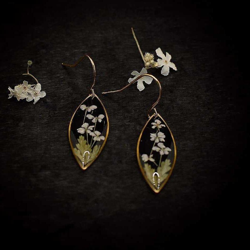 Fairy Style Plant Flower Resin Earrings With Copper Material For Gift And Daily Wear