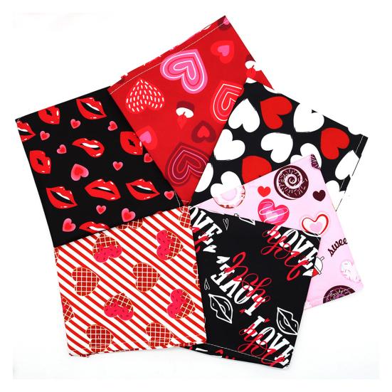 Valentine's Day Dog Bandana Dog Heart Prints Cute Triangular Bib with Love Pet Scarf for Small