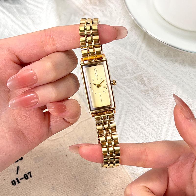 Medieval High-End Temperament Rectangular Steel Belt Watch Women'S Simple Niche High-Value Quartz Watch
