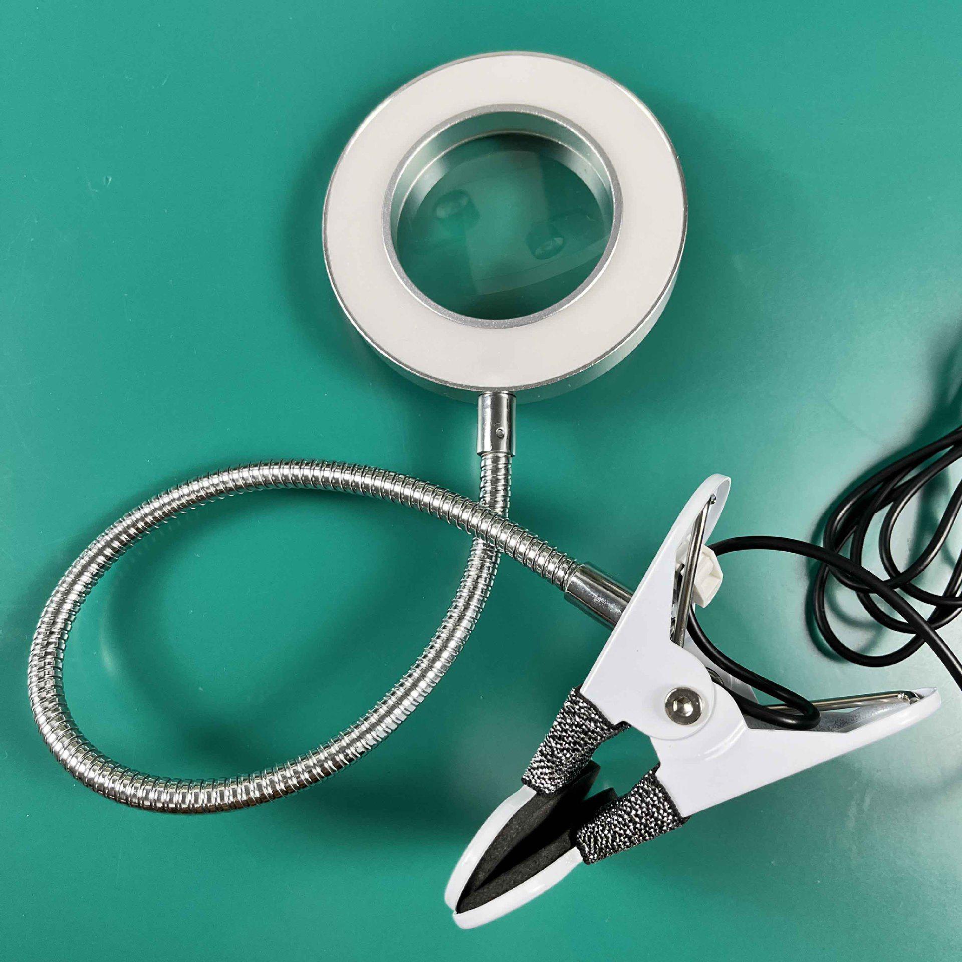 

4-дюймовое кольцевое косметическое увеличительное зеркало с клипсовым светом для макияжа, татуажа бровей и заполняющего света. Silver 4-inch Magnifying Clip Light