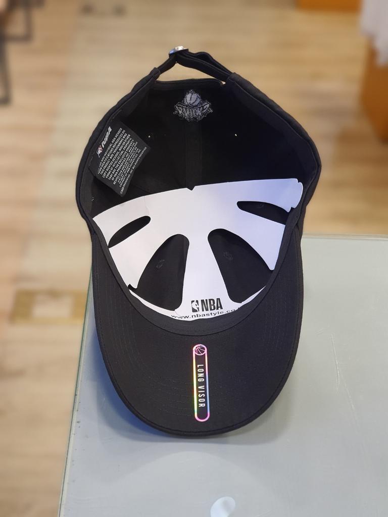 NBA Unisex NYK Graffiti Letter Overfit Soft Ball Cap N245AP243P (19)