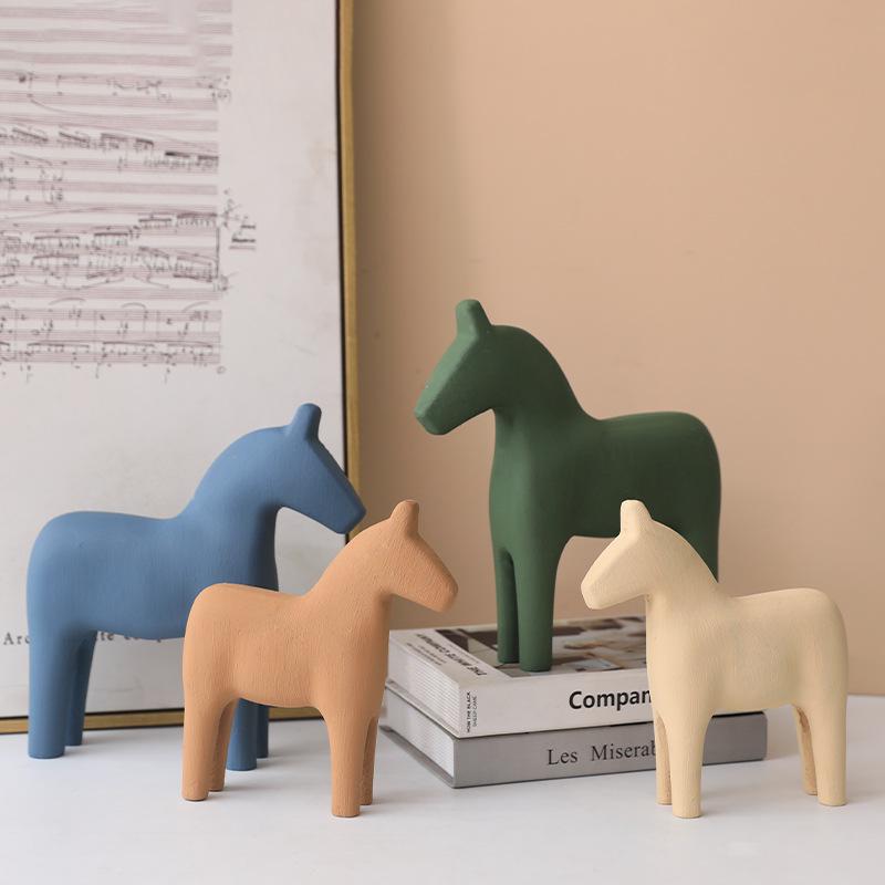 Adorno de Caballo de Madera Estilo Nórdico Morandi para Decoración de Hogar, Oficina o Sala de Estar
