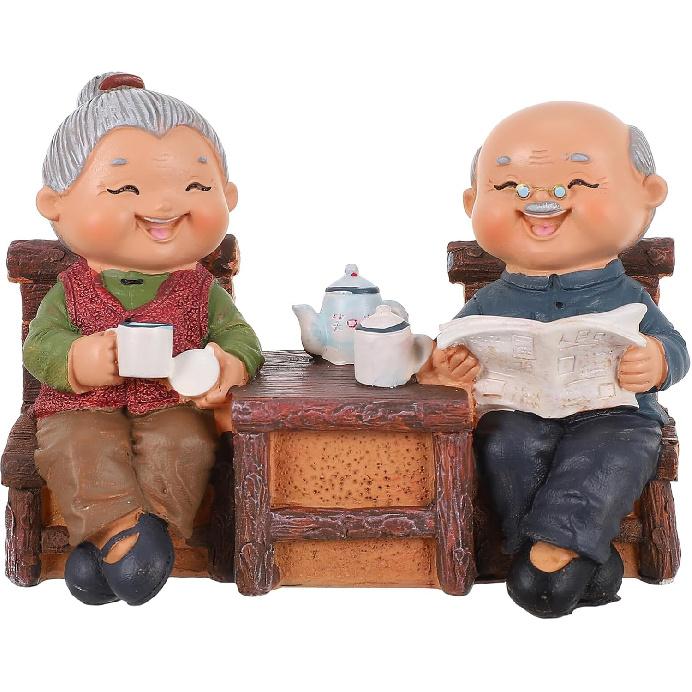 Anniversary Elderly Figurines, Miniature Figures Grandma Grandpa Statue Small Fairies Figurines for Grandparents Parents Anniversary Wedding Home