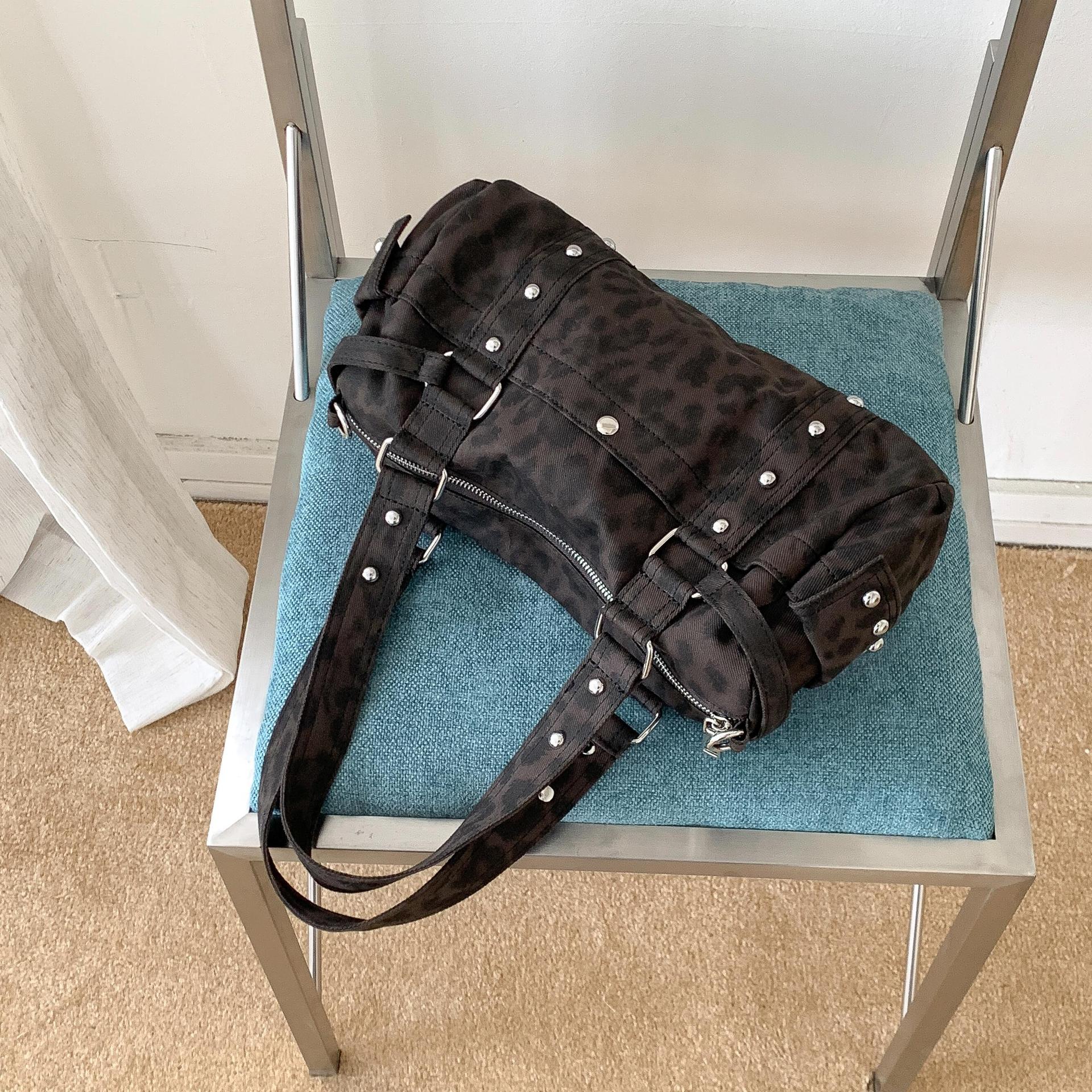 

Retro Leopard Print Bag Motorcycle Rivet Niche Armpit Korean Fashionable One-shoulder Cross-body Women