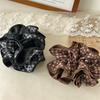 Vintage Plaid Scrunchies Large Hair Tie for Women Aesthetic Casual Weekend Look Fashion Hair Accessory