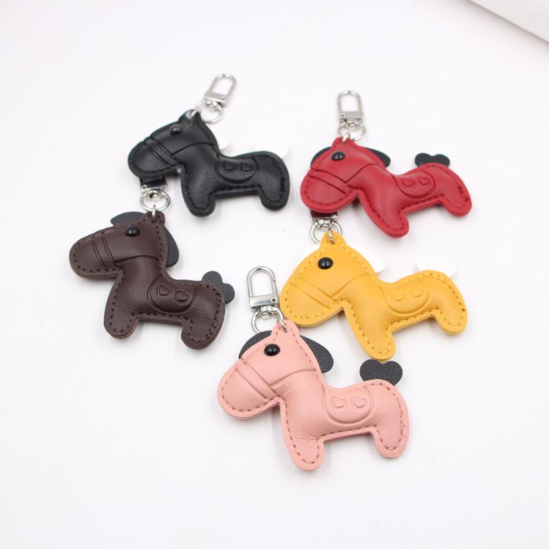 Cute  Women Men'S Cartoon Pu Horse Keychain Car Keyring Bag Pendant Charm Leather Animal Keyfob Sister Bestie Friend Gift