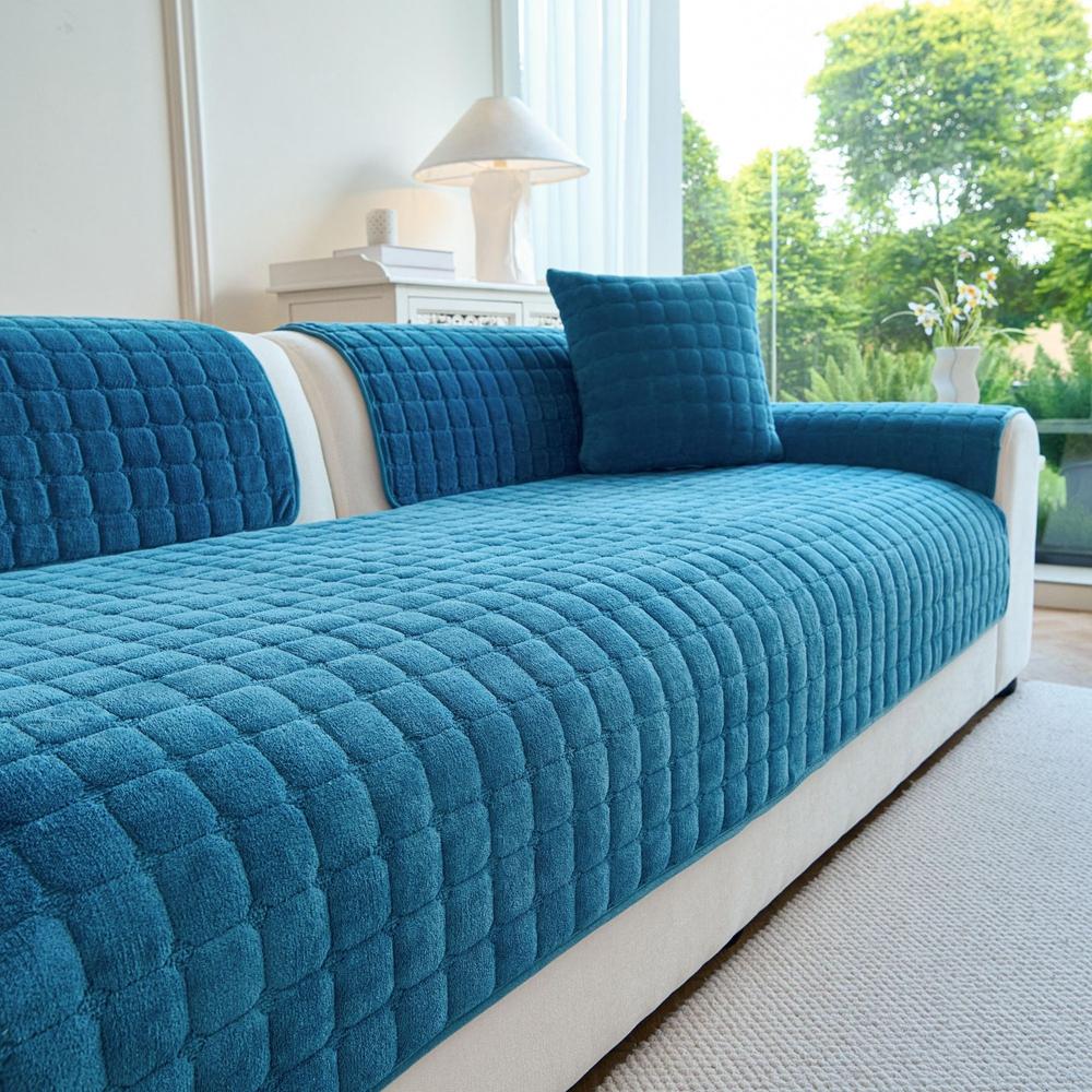 Soft Flannel Sofa Cover Non-Slip Quilted Furniture Protector Cushion for Living Room Couch Cover Warm Sofa Towel 1 Seat Pad
