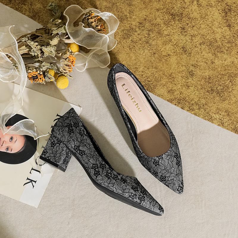 

Plus Size 35-43 Women s Designer Pumps Wedding Party Shoes Lady Office Work Dress Shoes Lace Pointed Toe 5cm Med Heel Slip On 35 чёрный