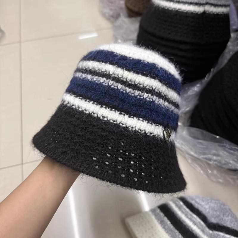 Autumn and Winter New Ethnic Style Color Knitted Warm Bucket Hat Women's Outdoor Face Small Knitted Bucket Hat Women's Basin Hat
