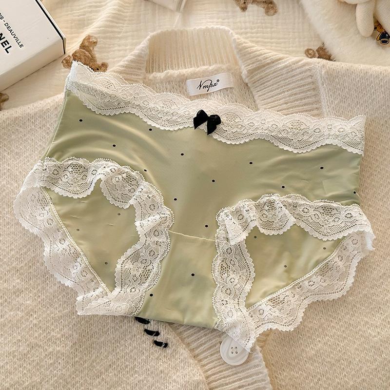Ladies Spring and Summer Retro Sexy Lace Pure Cotton Antibacterial Triangle Briefs