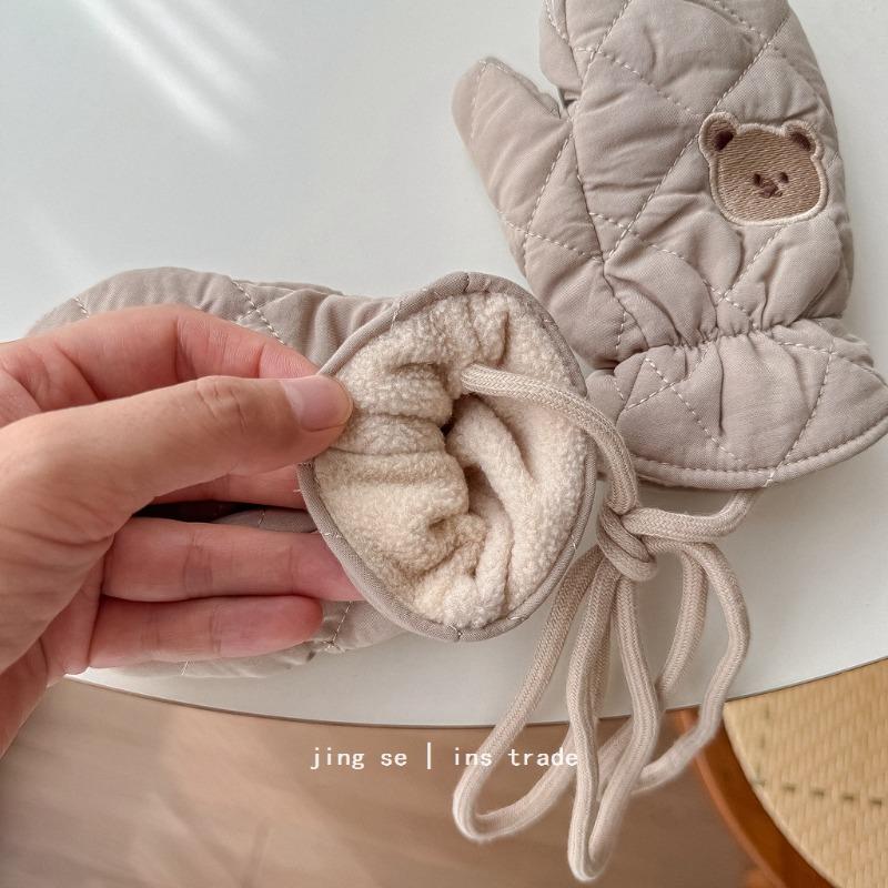 1 Pair Kid Cute Cartoon Animal Ski Gloves Winter New Warm Fleece Lined Waterproof Mittens with Neck Strap Lanyard for Boys Girls