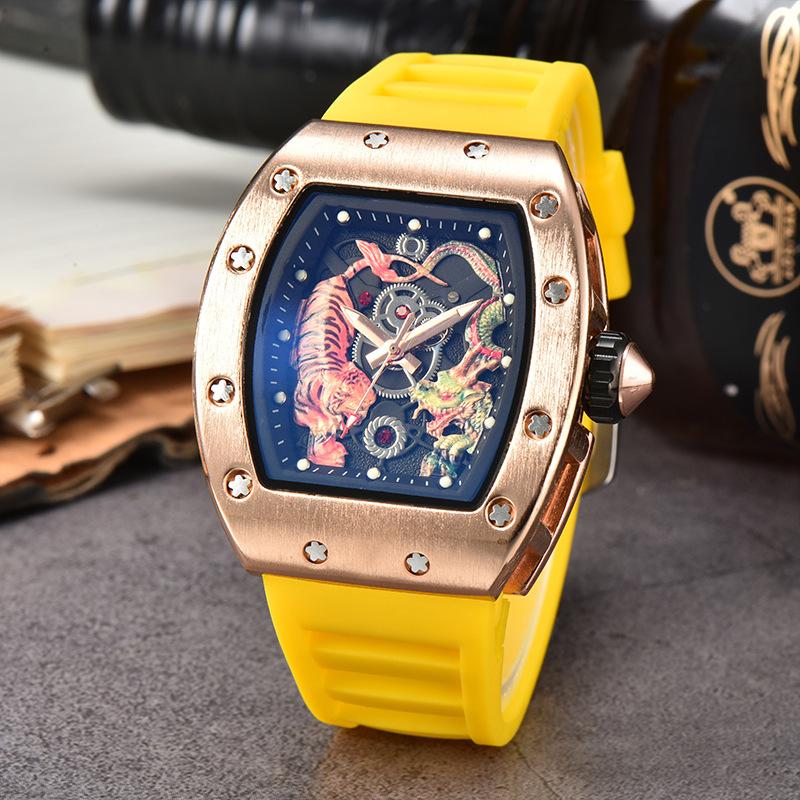 New Dragon Tiger Pattern Lassa Quartz Watch Men's Three-Pin Fashion Trend Calendar Watch