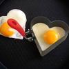 Large Heart Eggs Rings Stainless Steels Heart Eggs Rings for Perfectly Shape Eggs and Pancakes In the Kitchens