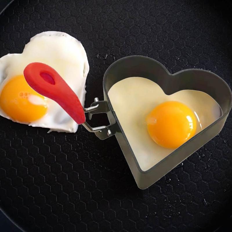 Large Heart Eggs Rings Stainless Steels Heart Eggs Rings for Perfectly Shape Eggs and Pancakes In the Kitchens