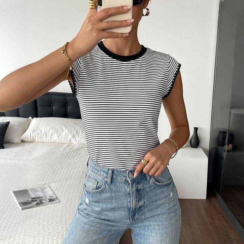 New Style Casual Striped Contrast-edge Sleeveless T-shirt for Women S