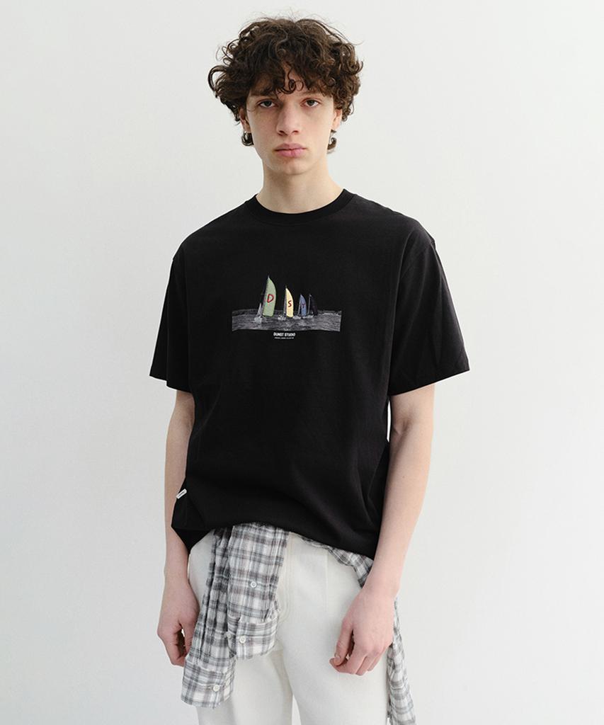 Deonseuteupomaen Applique Yacht T-Shirt_Unisex_Udts6B134_Black