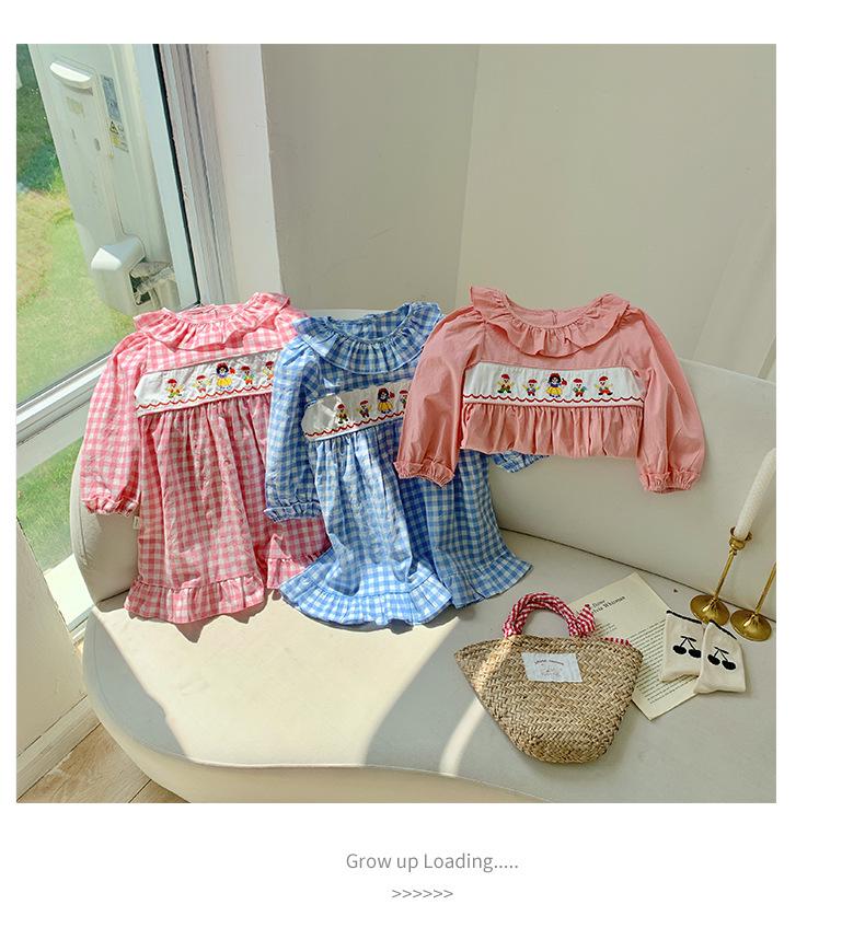 Princess Cartoon Embroidered Plaid Dress with Lotus Leaf Collar for Girls - Autumn 2026 Collection