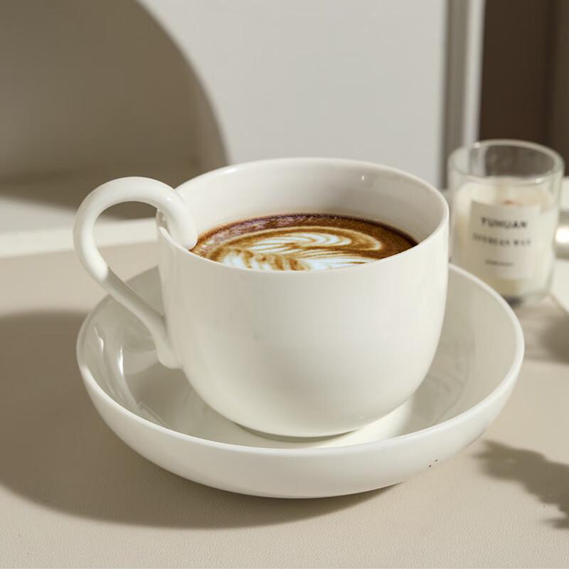 ZK Keramik Kaffeetasse und Untertasse Set